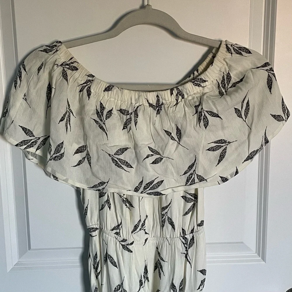 Baltic Born Leaf Print Off Shoulder Maxi Dress 18964 - Picture 3 of 14